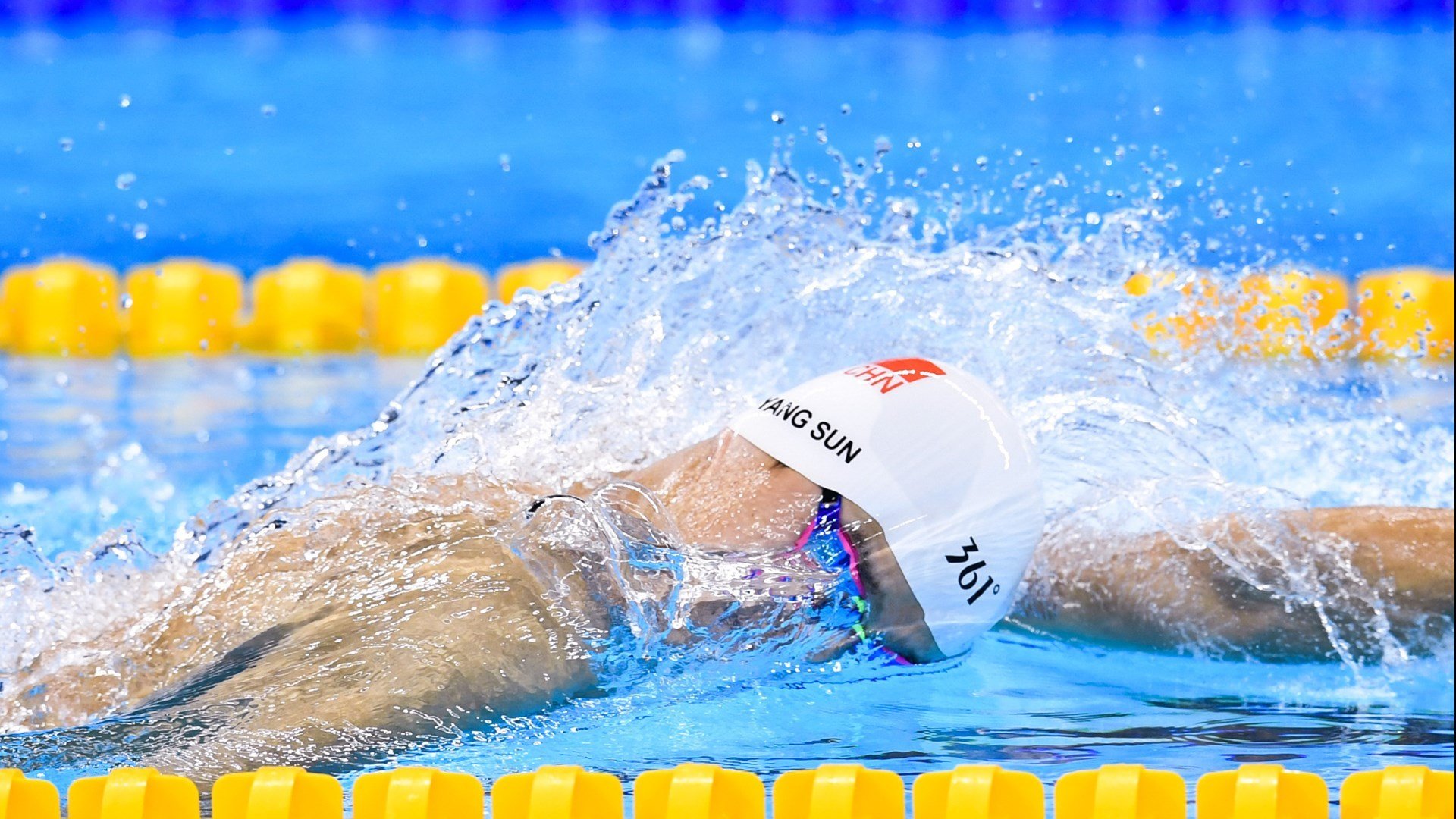 MAD前途光明！，穆雷新星出色发挥表现突出观众掌声雷动(掘金穆雷个人资料)